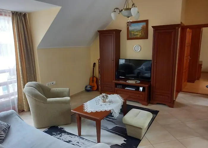 River Apartmanhaz