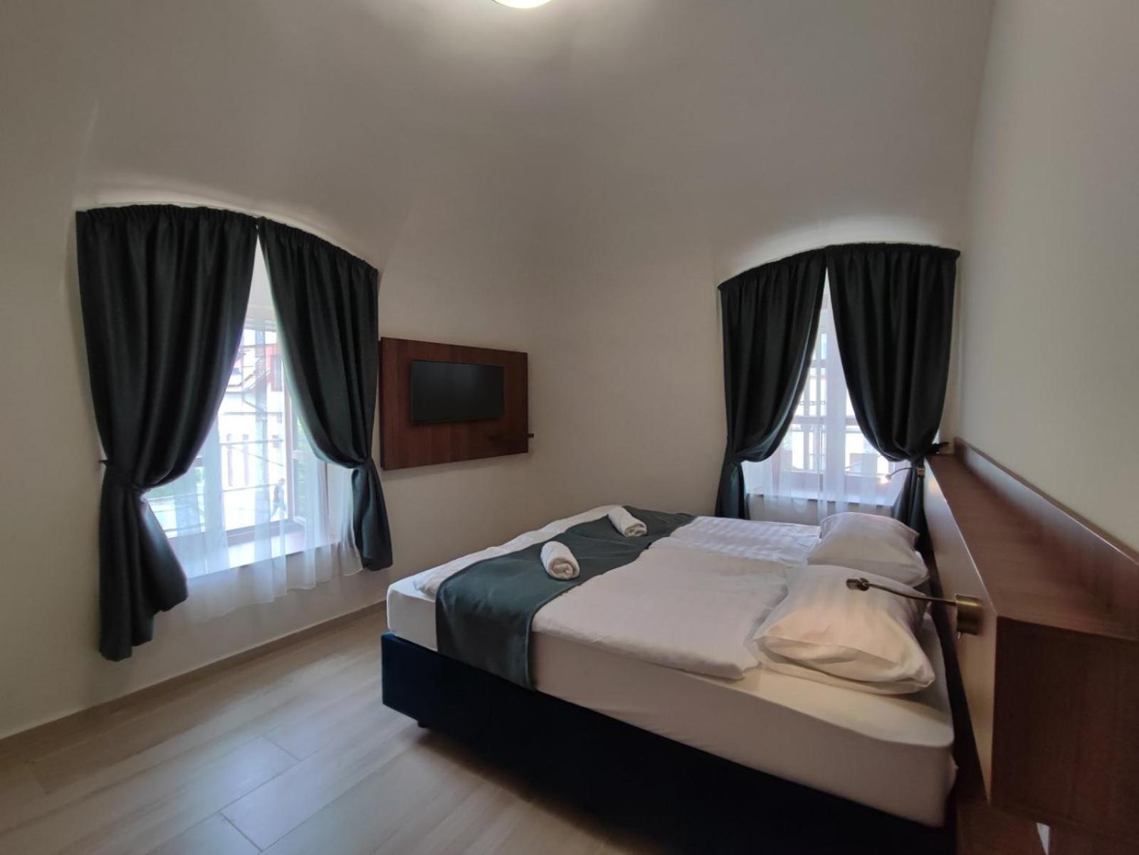 River Apartmanhaz Jaszbereny